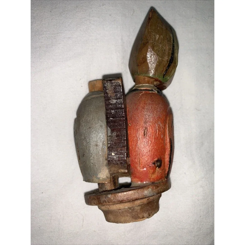Vintage Hand Carved Mechanical Bottle Stopper Kissing Couple Wood Folk Art FLAWS
